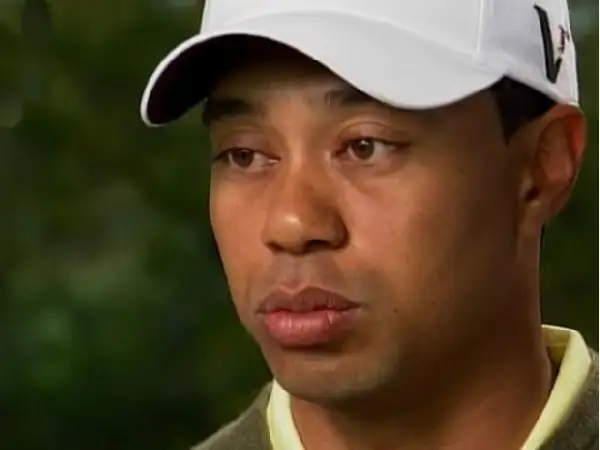 Tiger Woods da su primera entrevista después del escándalo por infidelidad a Tom Rinaldi de ESPN