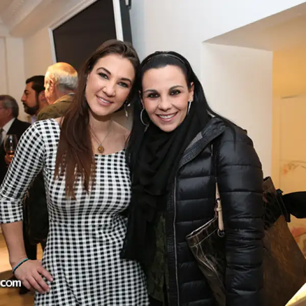Elizabeth Sánchez y Lucy Jessurun