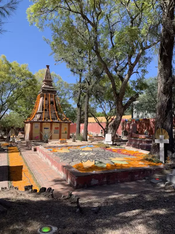 panteon-san-juan-de-dios.jpg