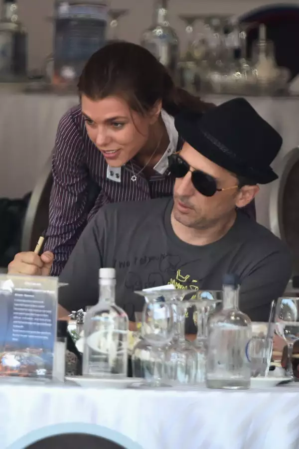 La ex pareja tiene un hijo de dos años, Raphaël.