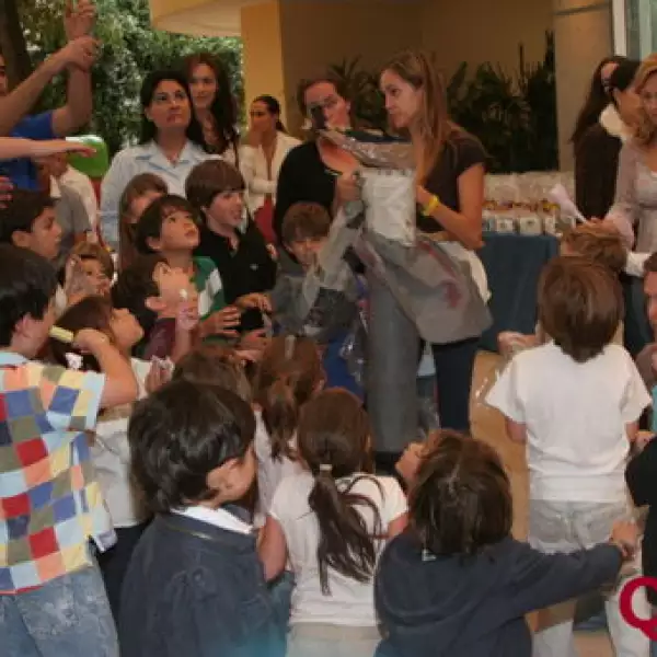 Aspectos. Cumpleaños de Nicolás Peralta