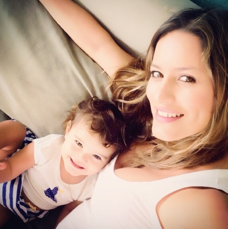 Lola estuvo pendiente de cada minuto del encuentro y finalmente celebró con esta foto en Instagram.
