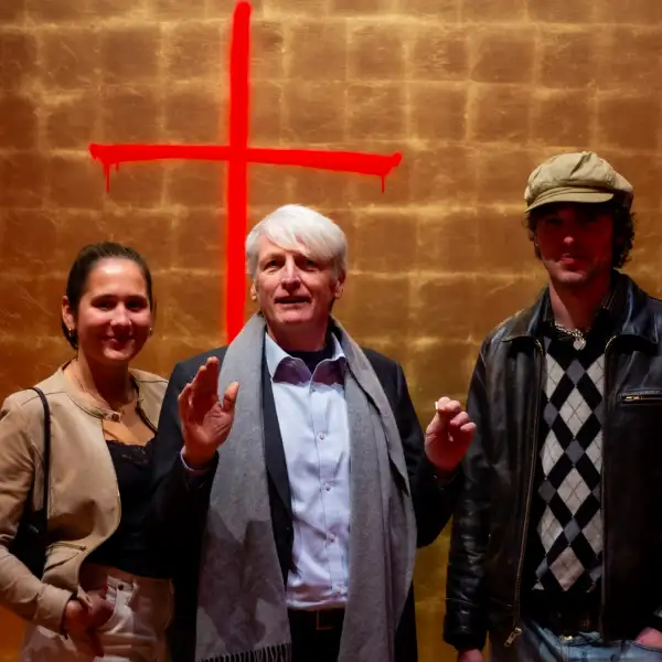 INAUGURACION Stefan Brüggemann