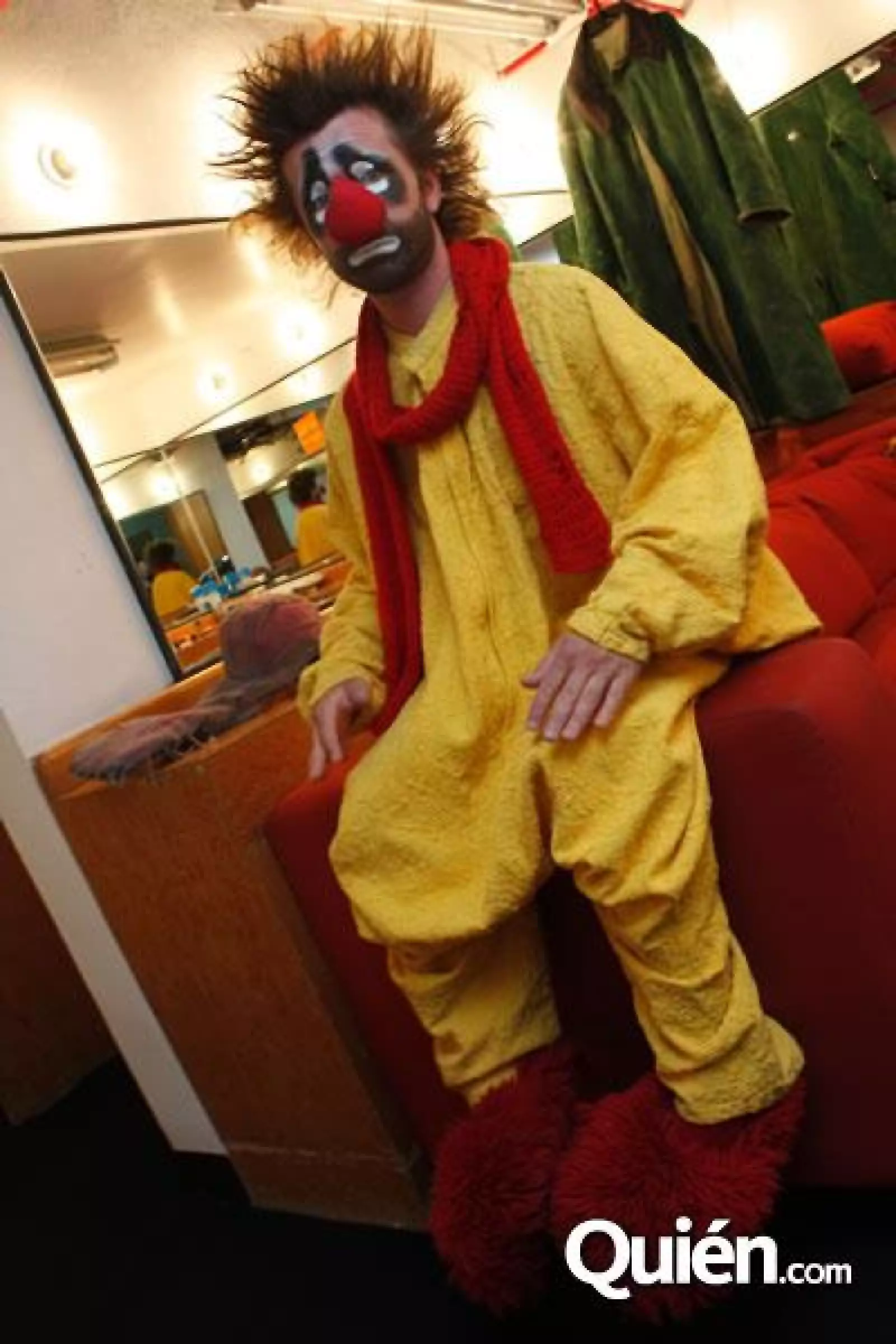 Backstage Slavas Snowshow