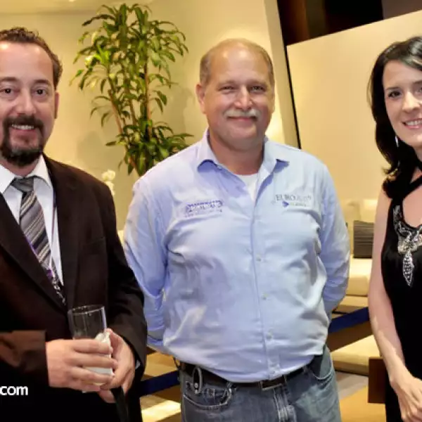 Santiago Cerna, Alonso Villarreal y Marcela Adame