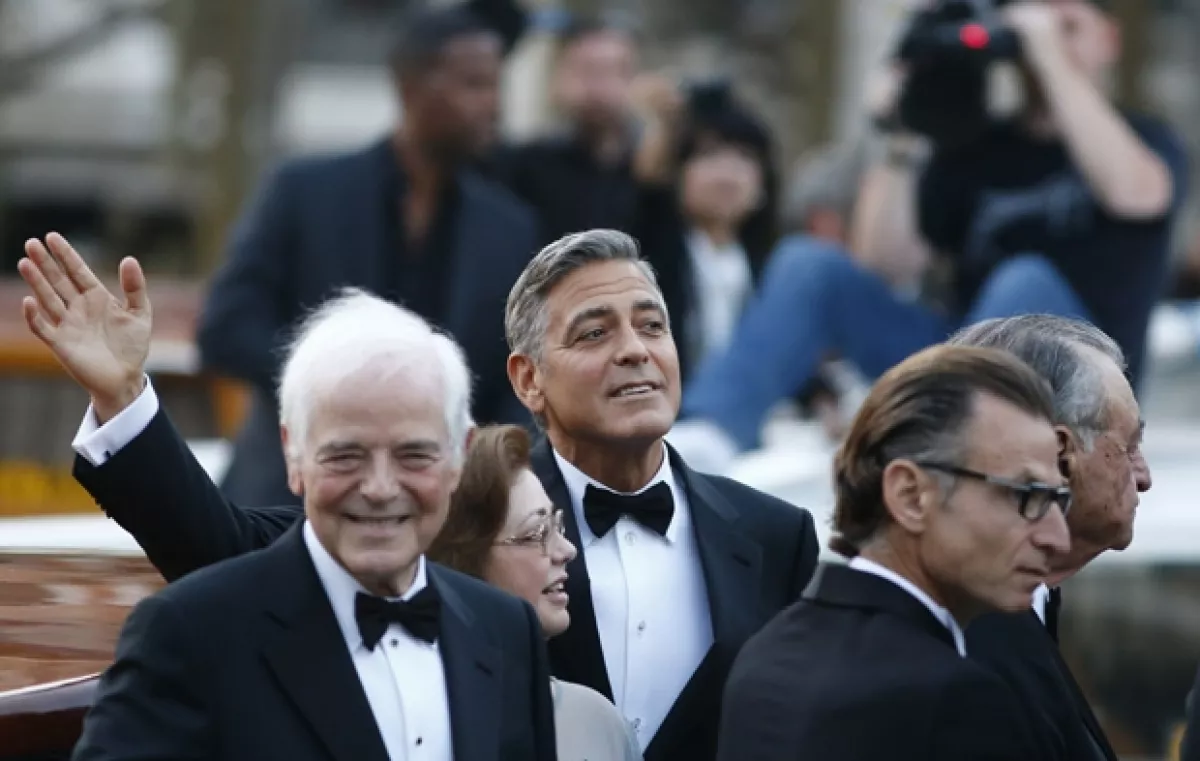 El actor estuvo acompañado en la ceremonia por su padre Nick Clooney.
