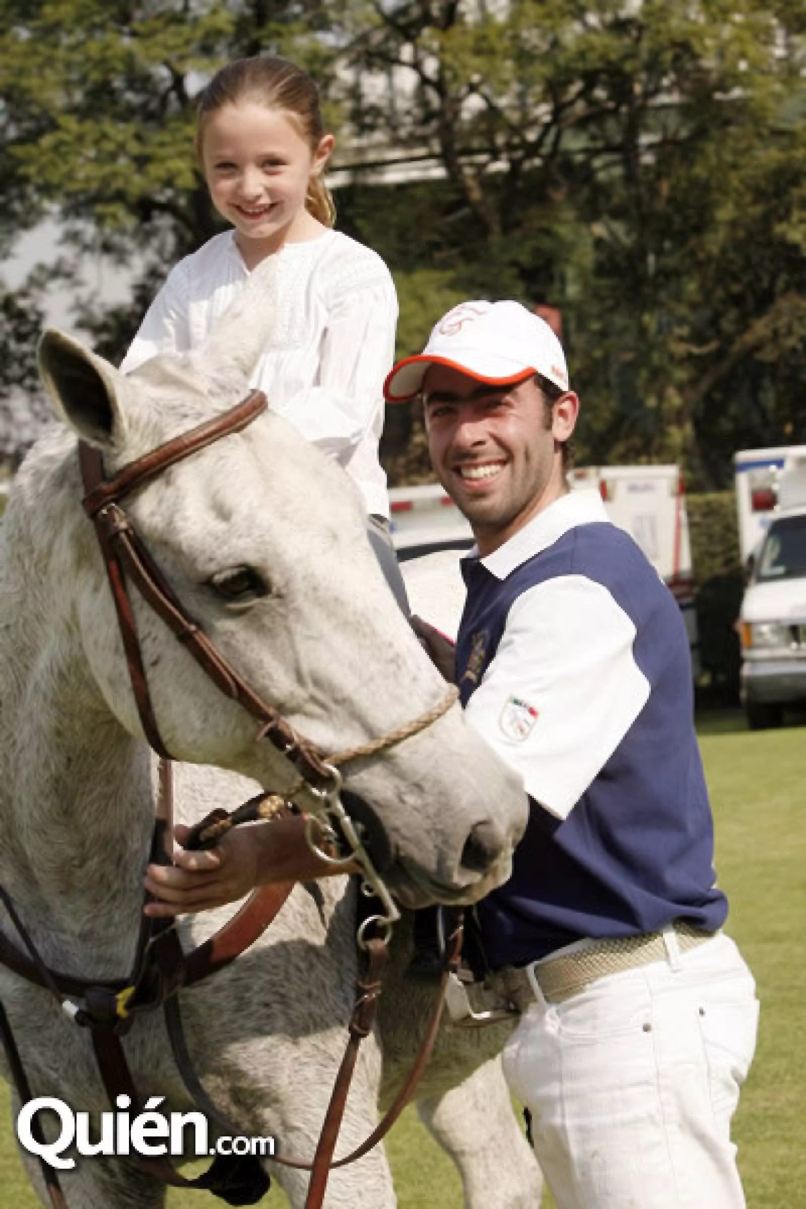 Isabela Basaguren,Luis Miguel Basaguren