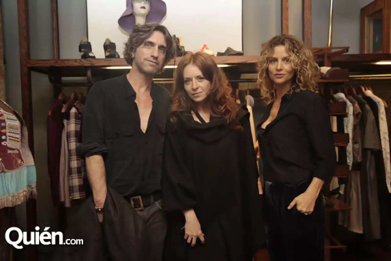 Andrés Baño,Naomi Palovits,Gloria Michel