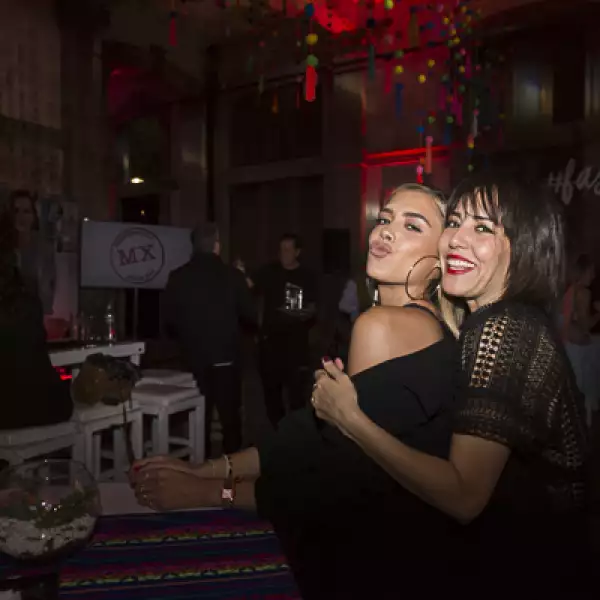 Michelle Salas, Stephanie Salas