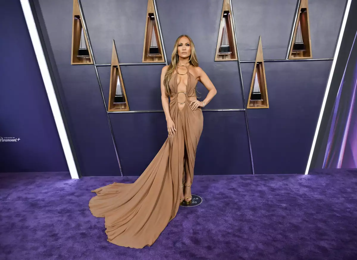 Jennifer-Lopez