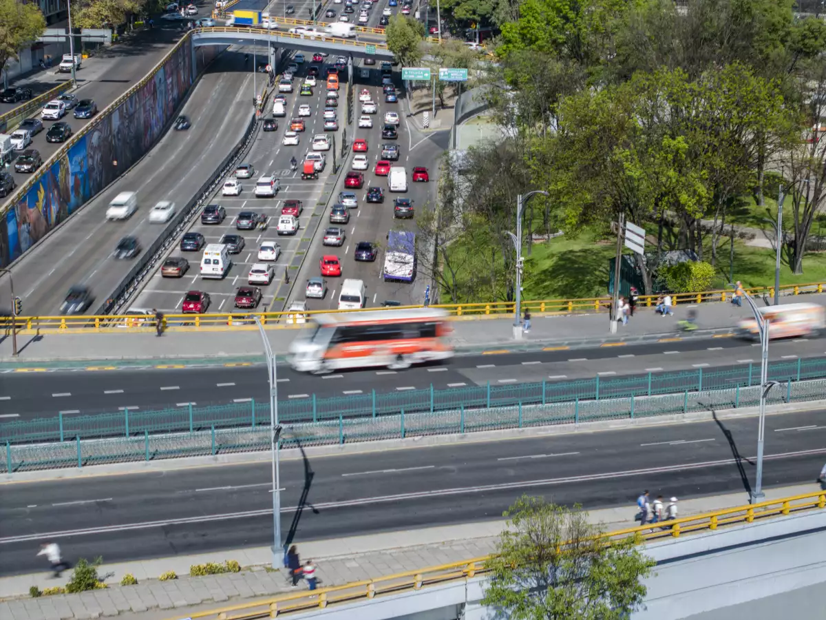 Hoy No Circula, domingo 25 de febrero 2025 ¿Qué autos descansan por