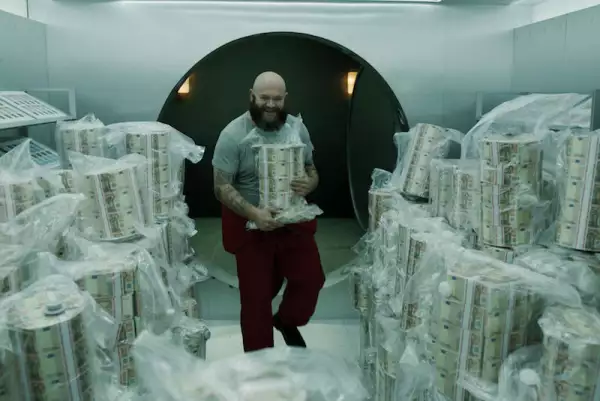 LA CASA DE PAPEL (2)