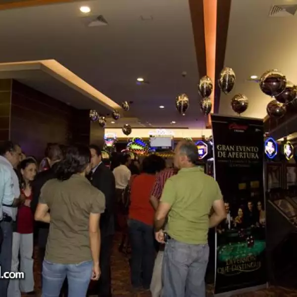 Inauguración Caliente Casino
