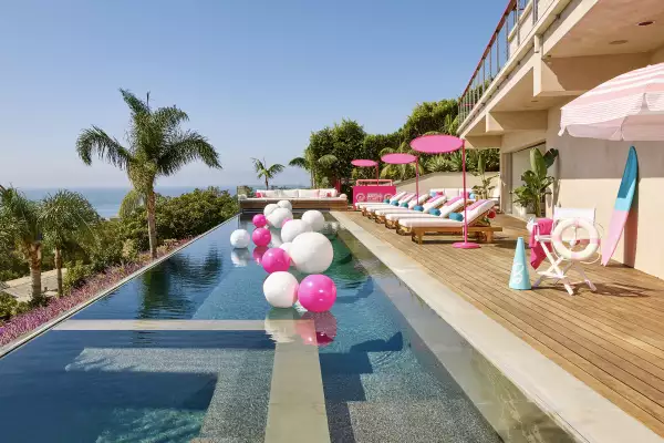 barbie-airbnb.jpg