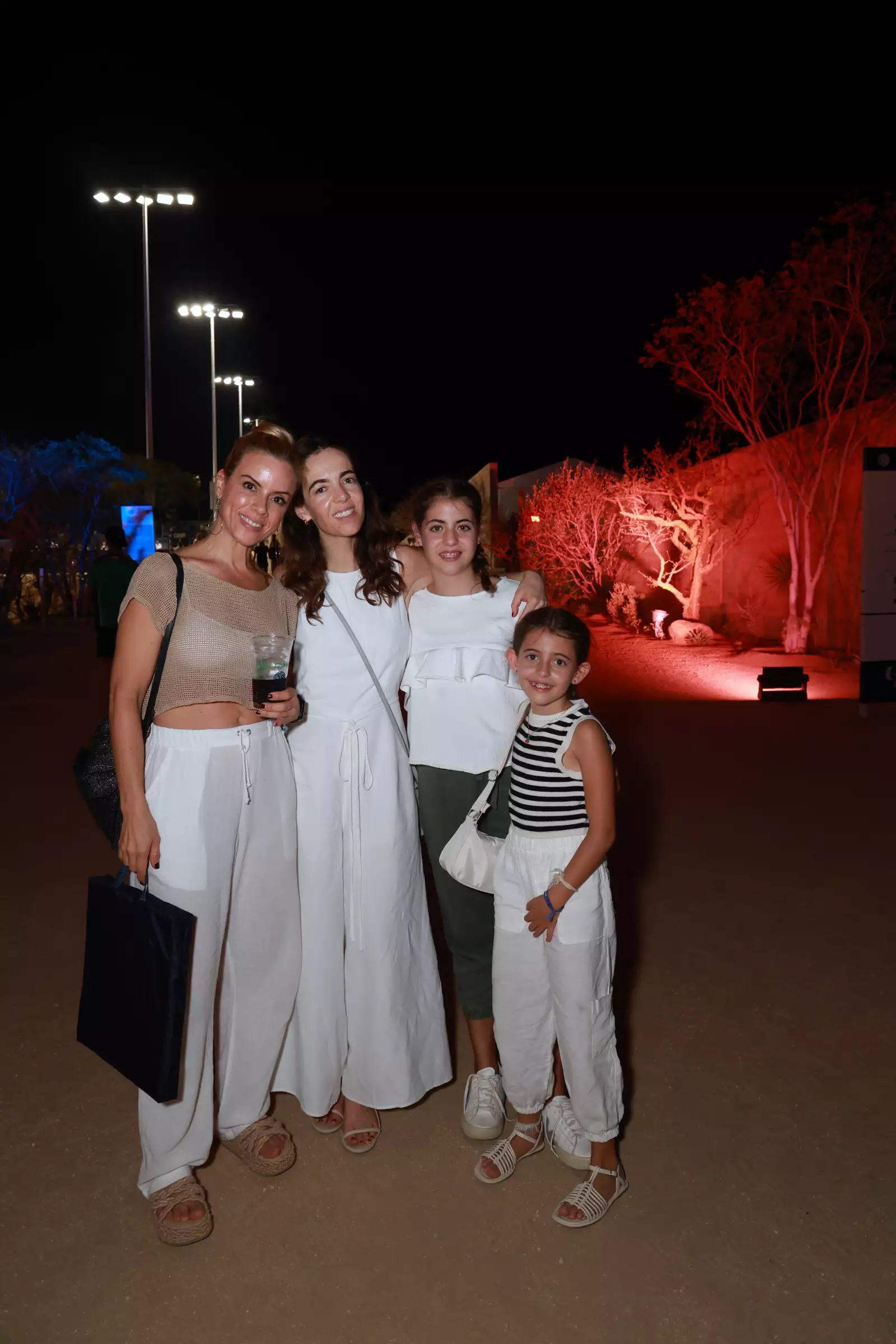 Aide Carreño , Alejandra Usobiaga, Jana y Sofia Yturbe