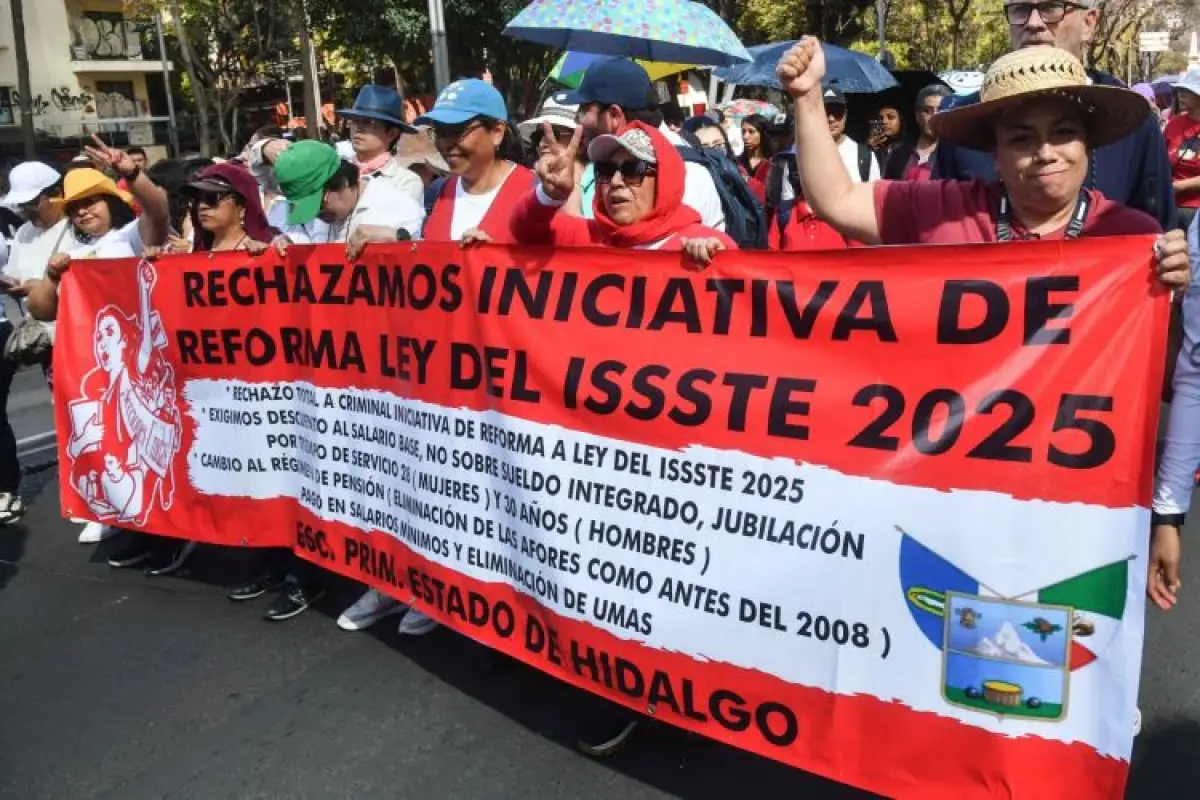 La CNTE anuncia paro indefinido de labores