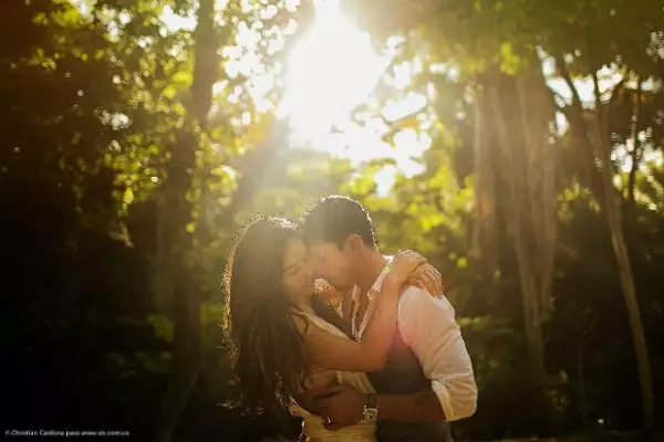 Tras su enlace en Nayarit, los ahora esposos se disponen a disfrutar su luna de miel.