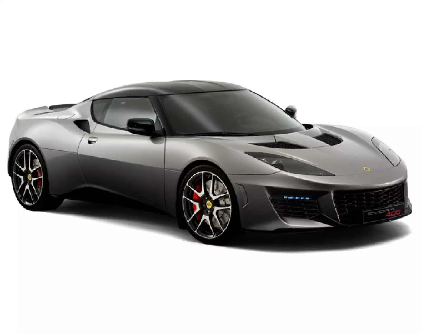 Es una versión mas ligera y rápida que la que reemplaza. Su cabina es mucho más elegante y es más fácil subir y bajarte del auto. Muy necesario si te encuentras en una situación peligrosa… Ya me pr...