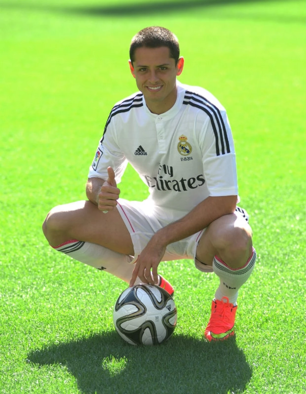 Este lunes se llevó a cabo en Madrid la presentación oficial del futbolista mexicano en su nuevo equipo, donde expresó la emoción y aseguró estar viviendo un sueño.