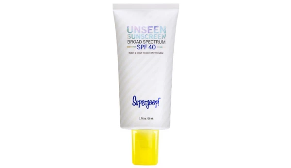 bloqueador-fps-spf-fragancia-proteccion solar-textura-base-imperfecciones-supergoop