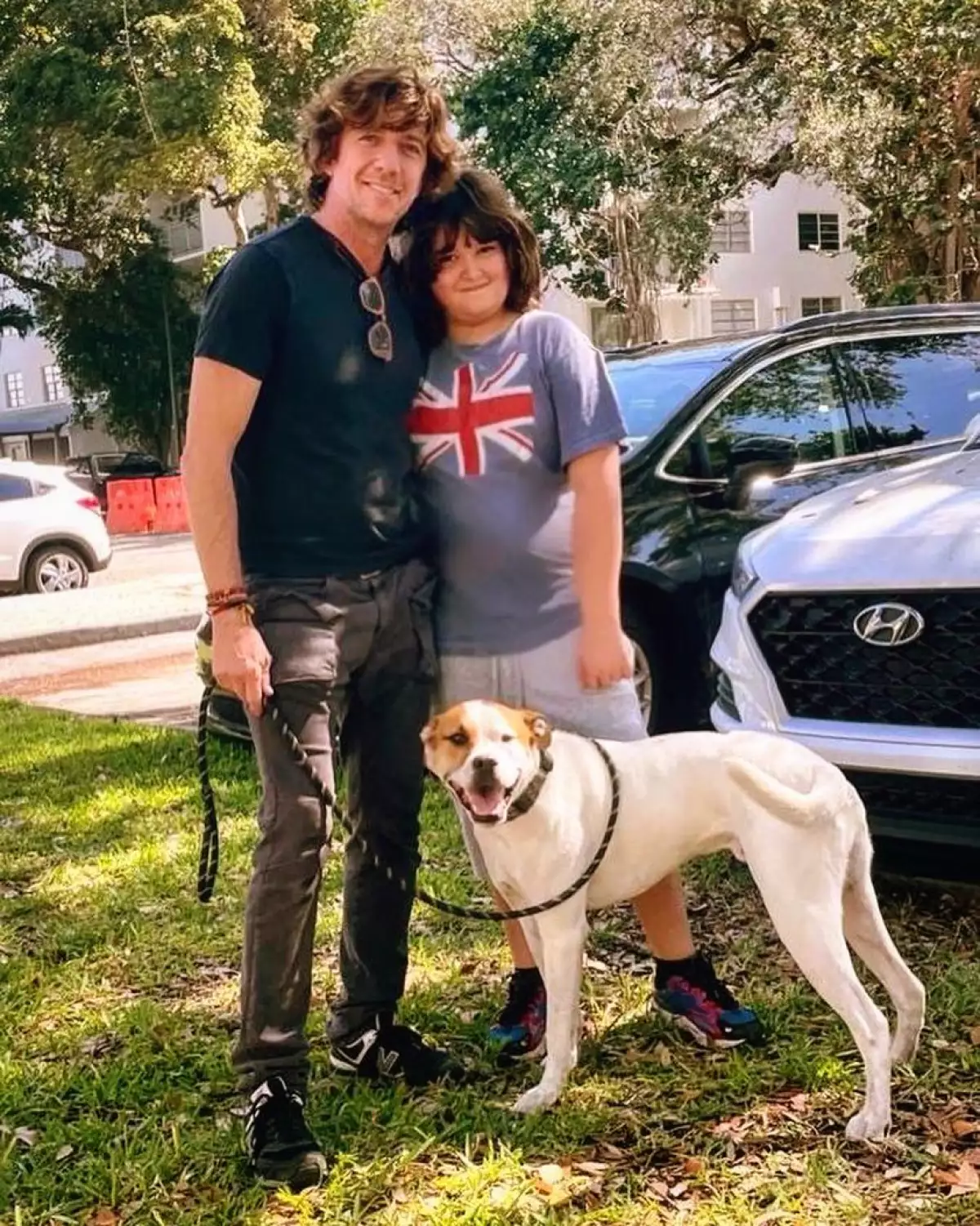 Nicolás Vallejo-Nágera y su hijo Andrea Nicolás.