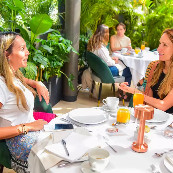 Brunch Juliet Aurel Kythe