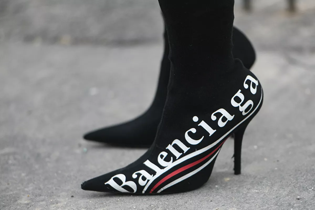 Street style, Fall Winter 2019, Paris Fashion Week, France - 03 Mar 2019