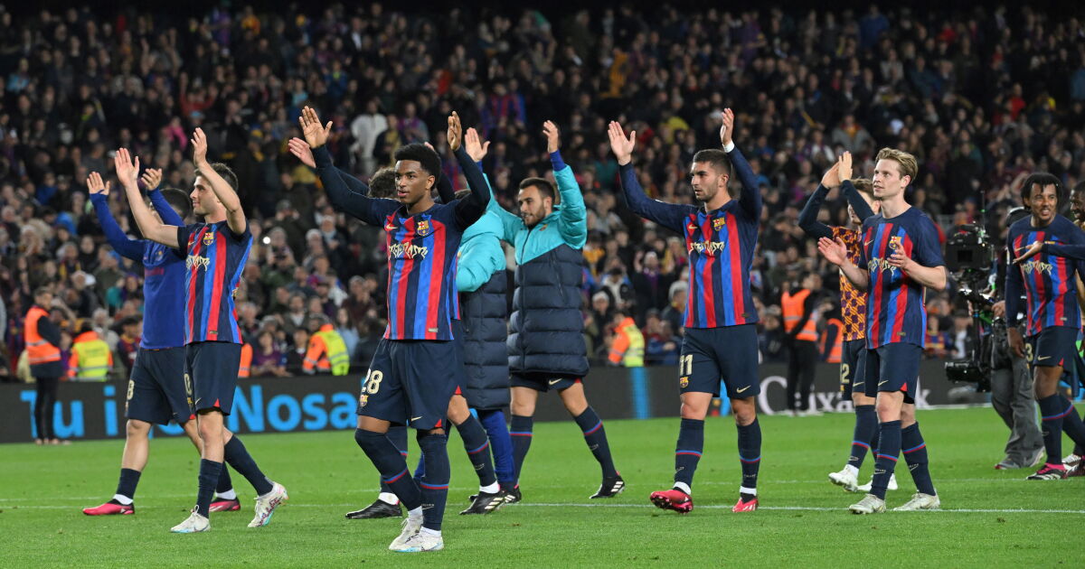 El Barcelona vence al Real Madrid y da un golpe a la Liga