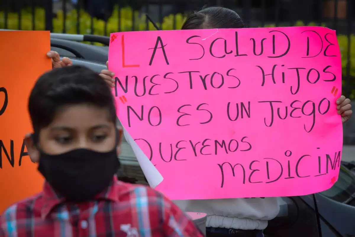 Familiares de niños con cáncer