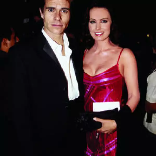 Tony Dalton, Alejandra Barros