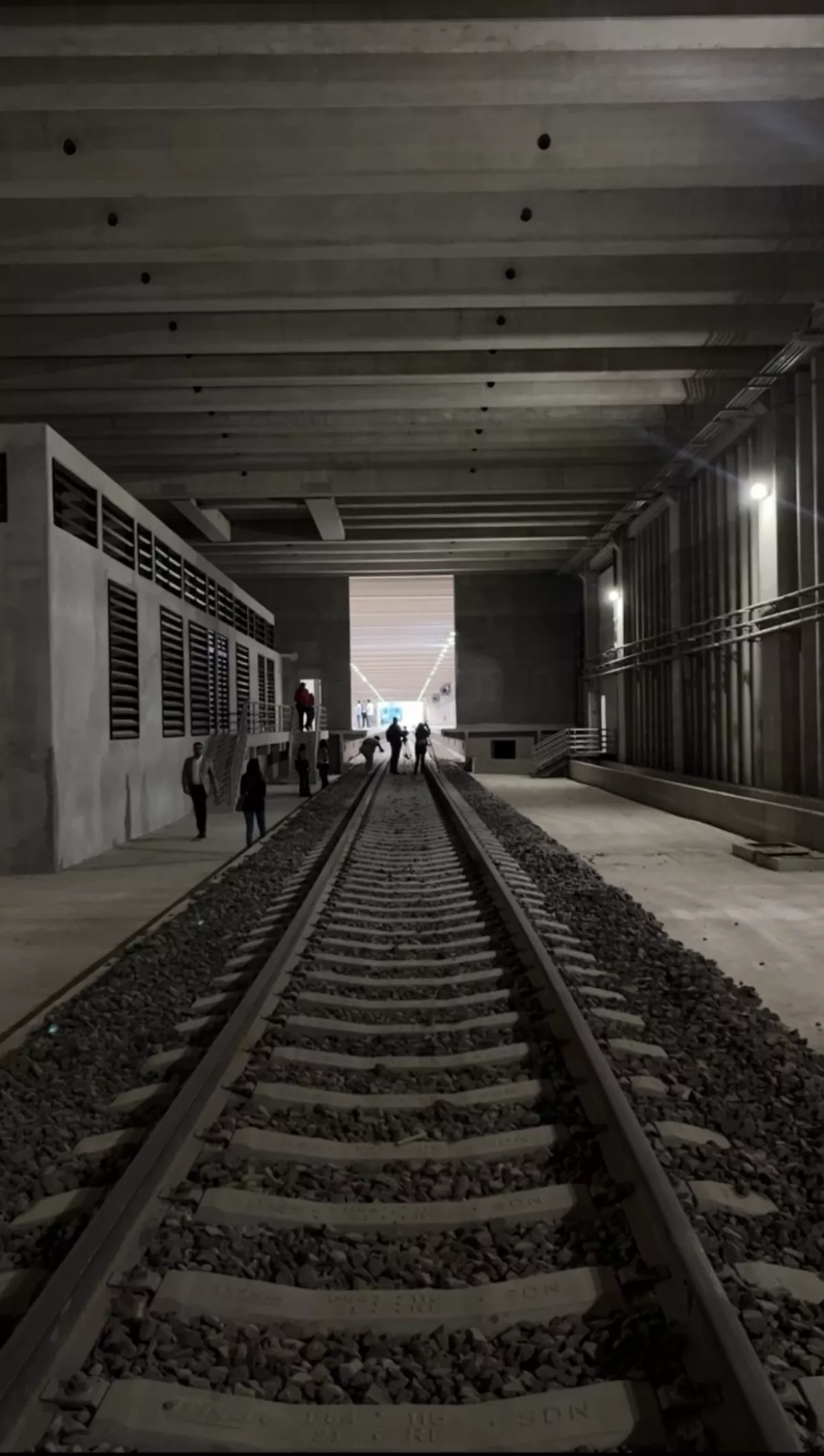 Tren Suburb