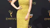 Ellie Kemper en Jenny Packham