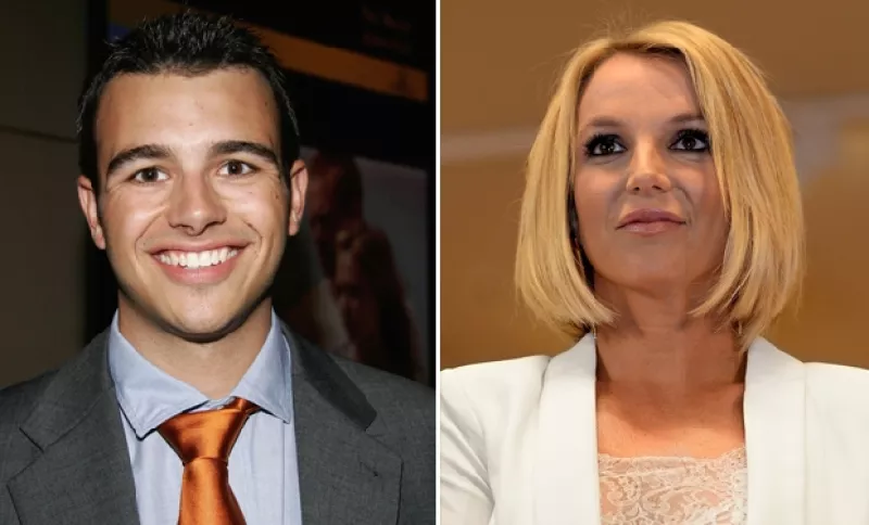 Después de romper un par de relaciones, la cantante pop nuevamente encuentra el amor al lado de Charlie Ebersol.