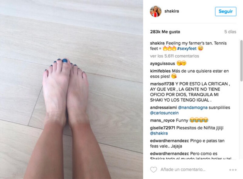 Esta fue la foto que Shakira publicó de sus pies.