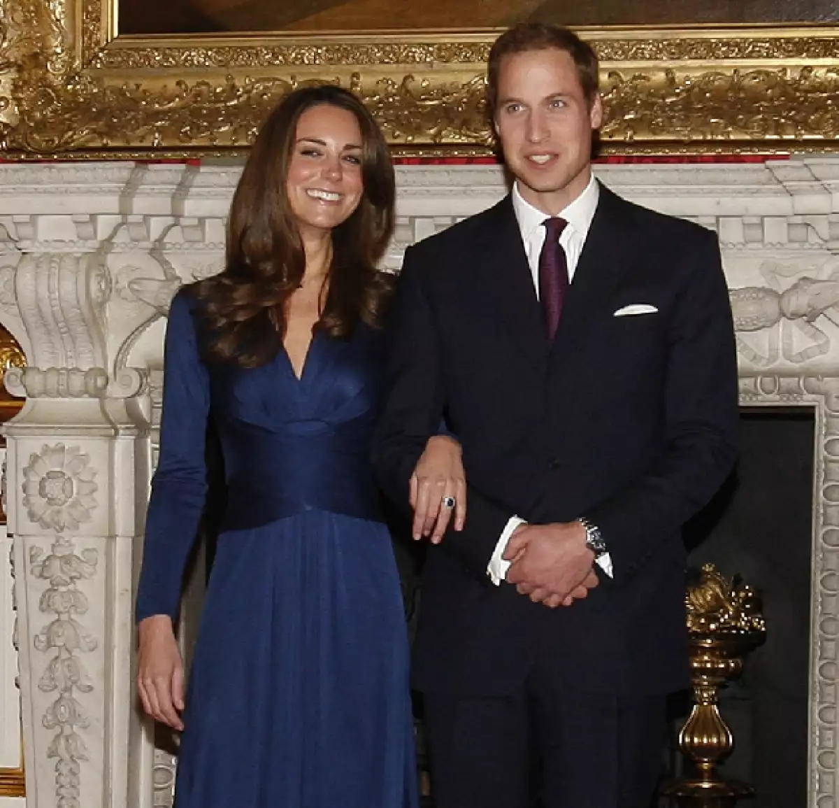 Kate y Guillermo lucían sumamente felices durante el anuncio de su compromiso.