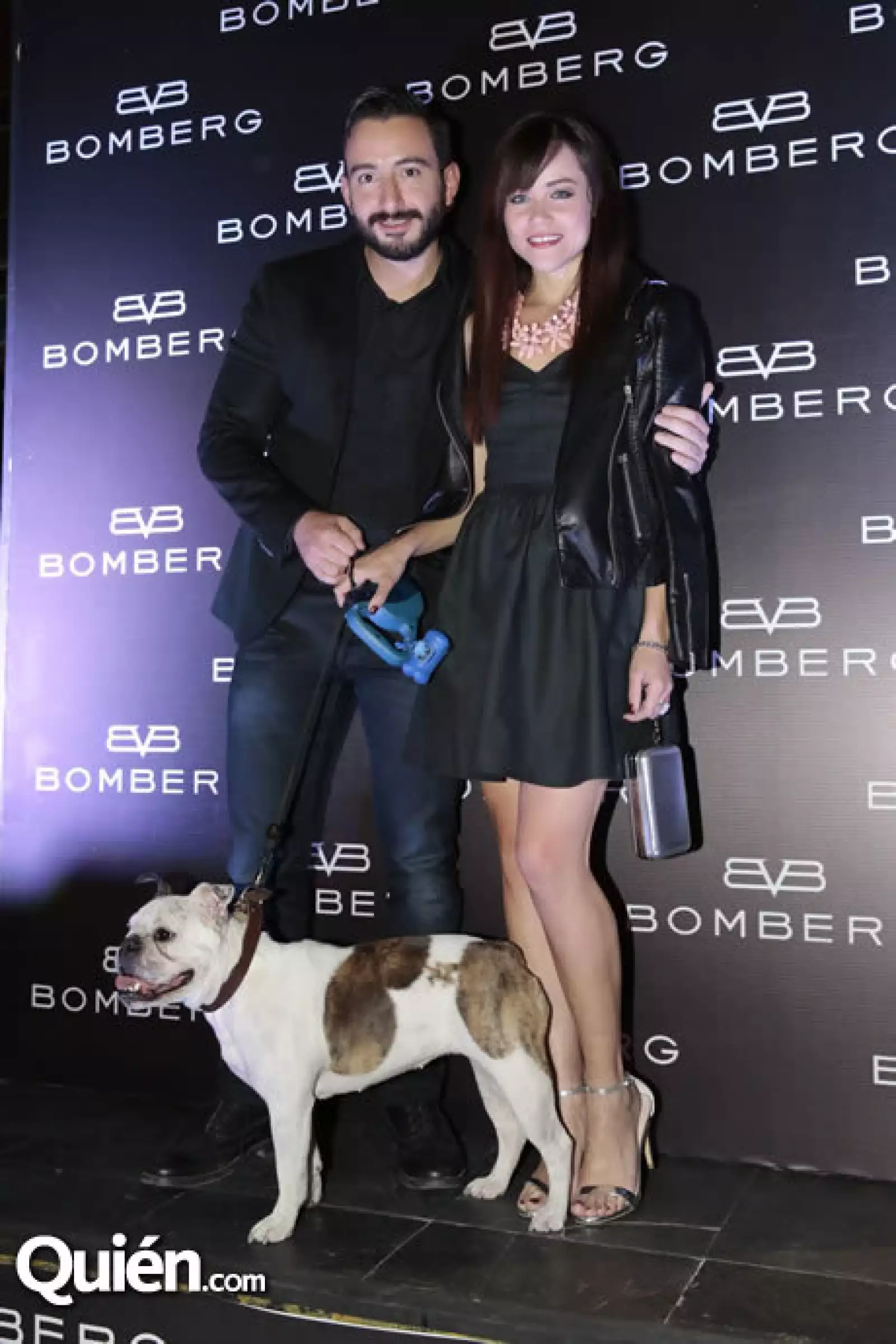 Guillermo Martínez,Gabriela Gómez