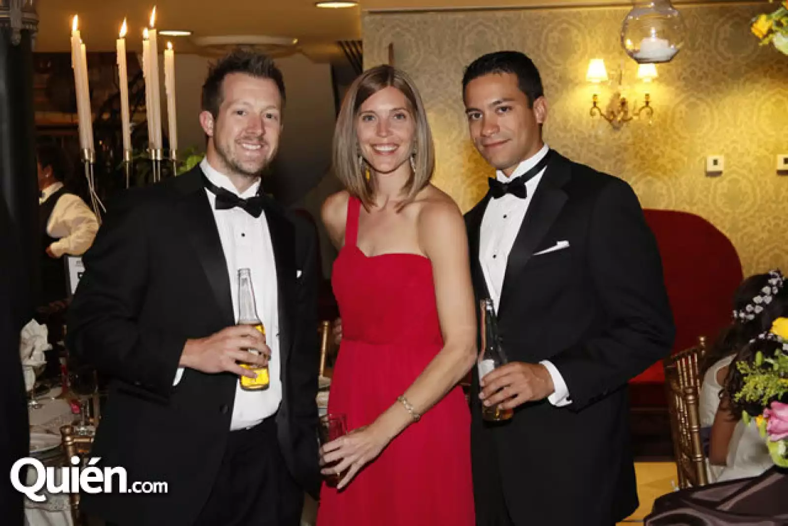 Brad Kelly,Antum Hyde y Efrén Robles