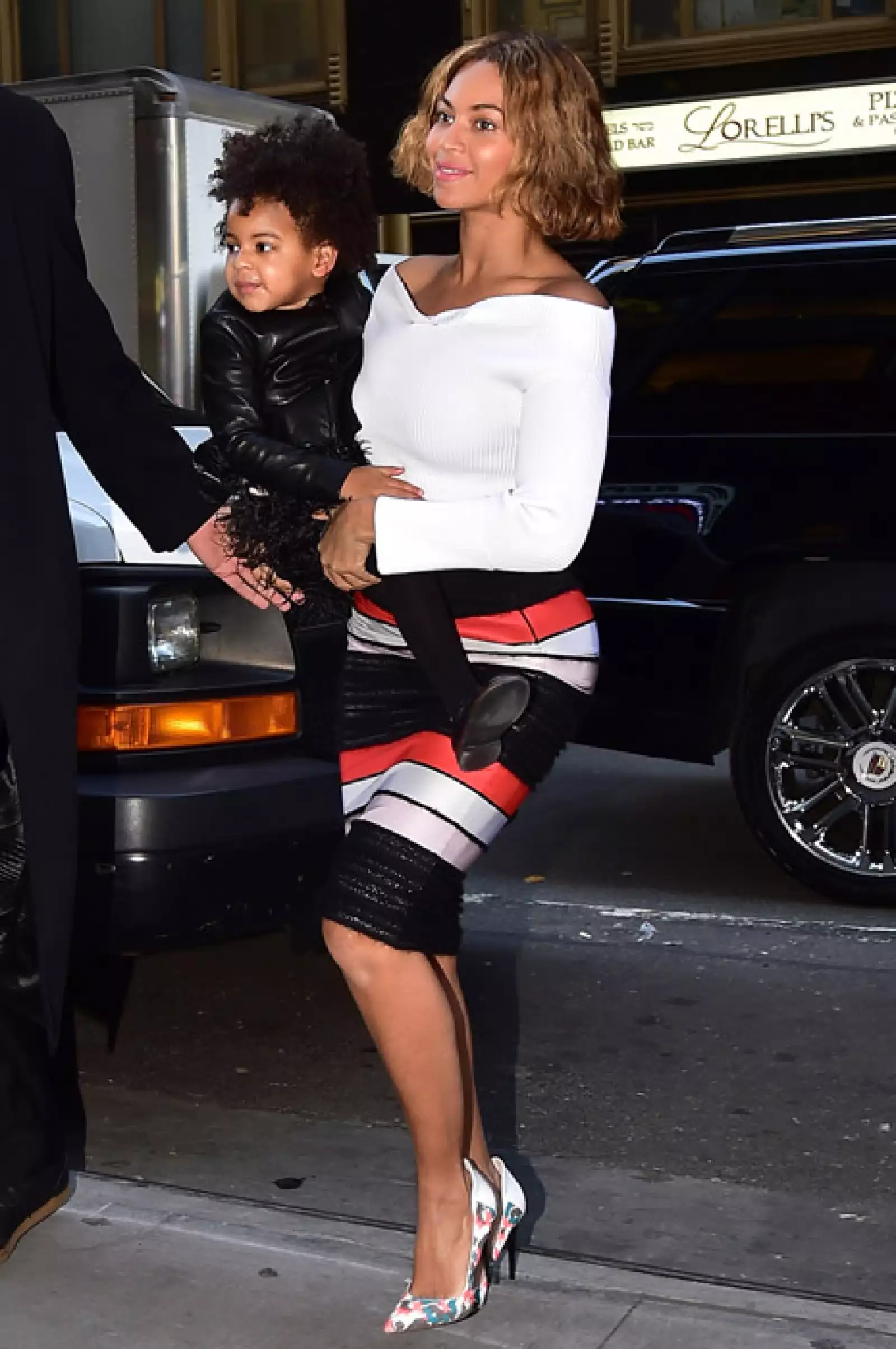 Beyoncé no ha olvidado su lado glamouroso tras convertirse en mamá de Blue Ivy.