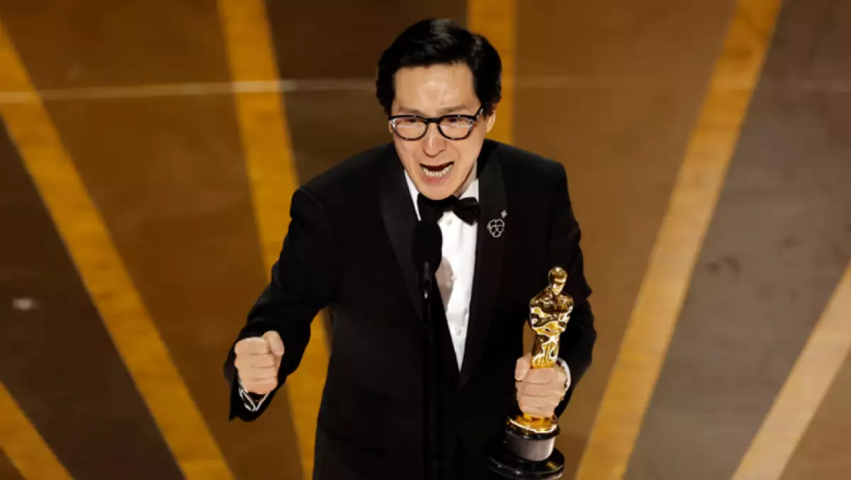 Los momentos más emotivos de los Oscar 2023 5.jpg