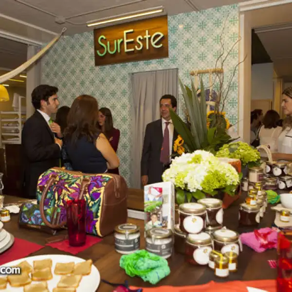 Inauguración Espacio Athos