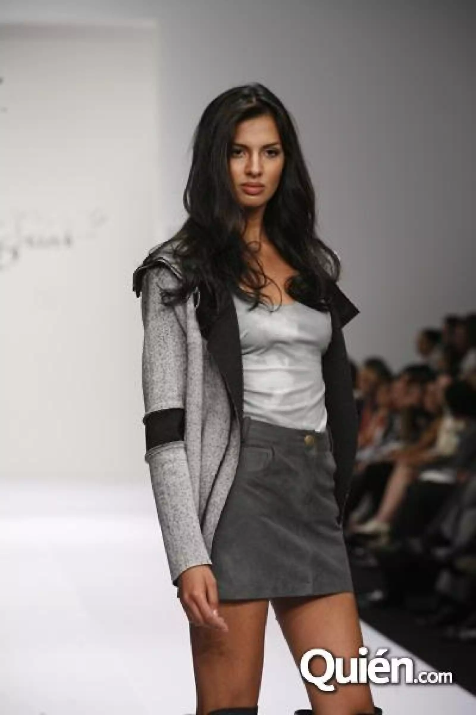 Desfile Elena Gómez Toussaint