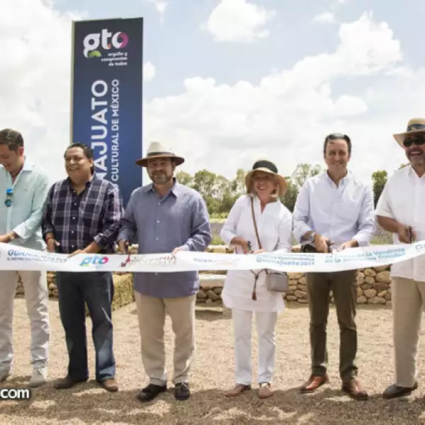 Beatriz Puig,Jan,David García Vázquez,Fernando Olivera Rocha,Gisela Gallardo,Eric Gallardo Escalera,Ricardo Garrido