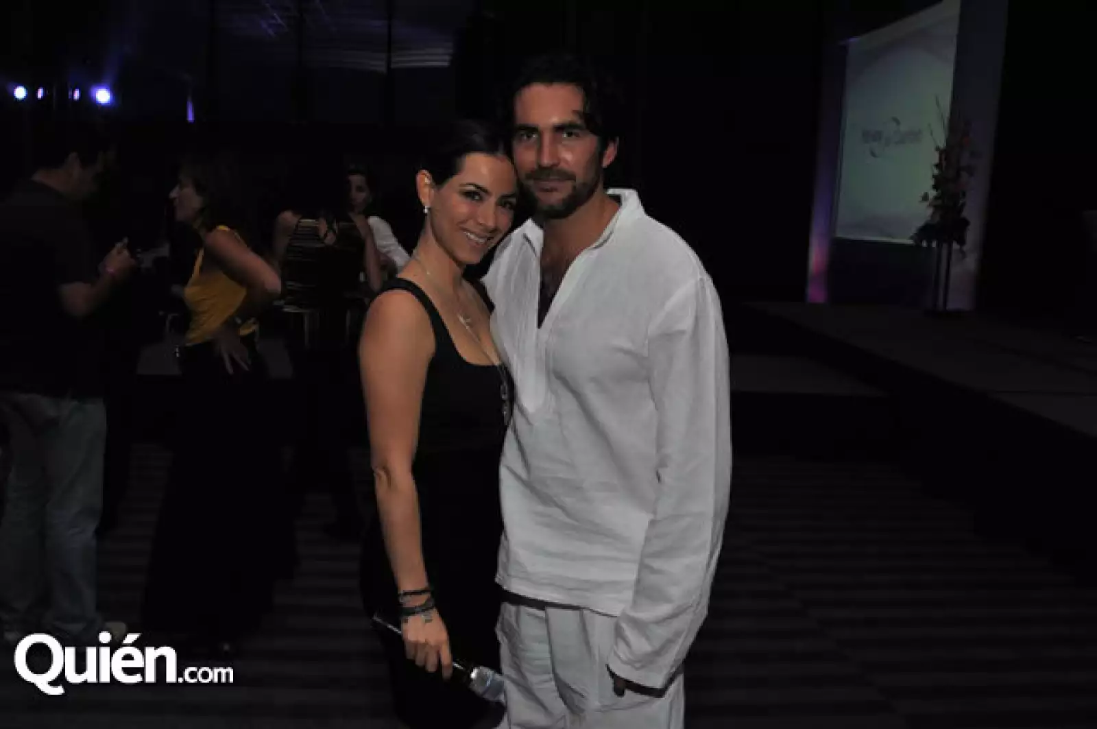 Eamonn Sean Kneeland y Claudia Lizaldi