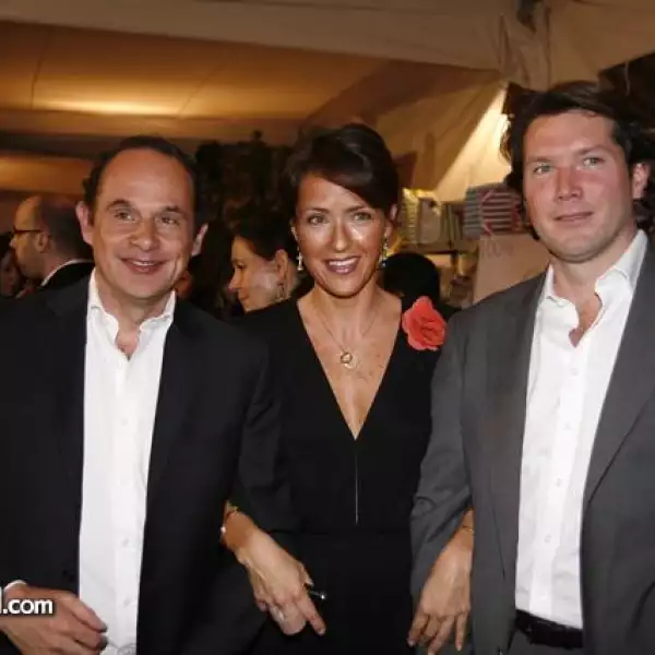 Federico Ribera Rio,Regina Pérez,Carlos Mcphall