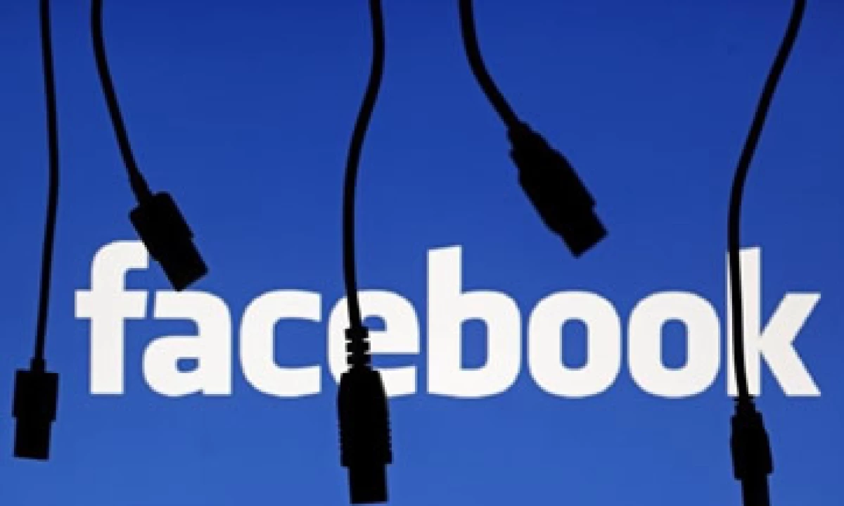La red social pagó 4,590 mdd en efectivo y 178 millones de sus acciones por WhatsApp. (Foto: Reuters)