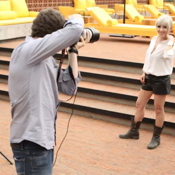 Aunque tímida, Ana no dejó de compartir su sonrisa durante el shooting.