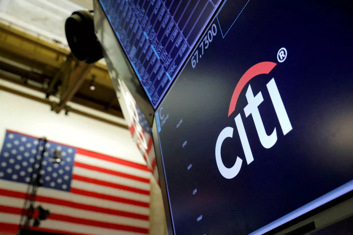 Citigroup considera recortar al menos un 10% de empleos en sus principales negocios: CNBC