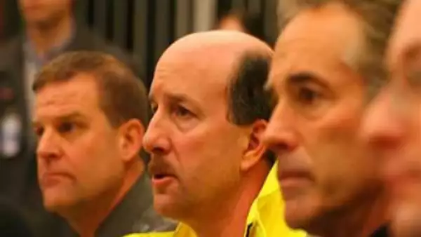 Bomberos y policías hablaron ante la medos del fatal suceso.