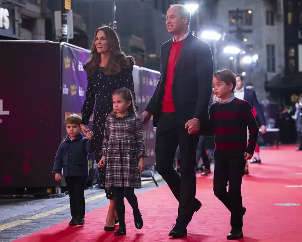 The Duke and Duchess Of Cambridge And Their Family Attend Special Pantomime Performance To Thank Key Workers