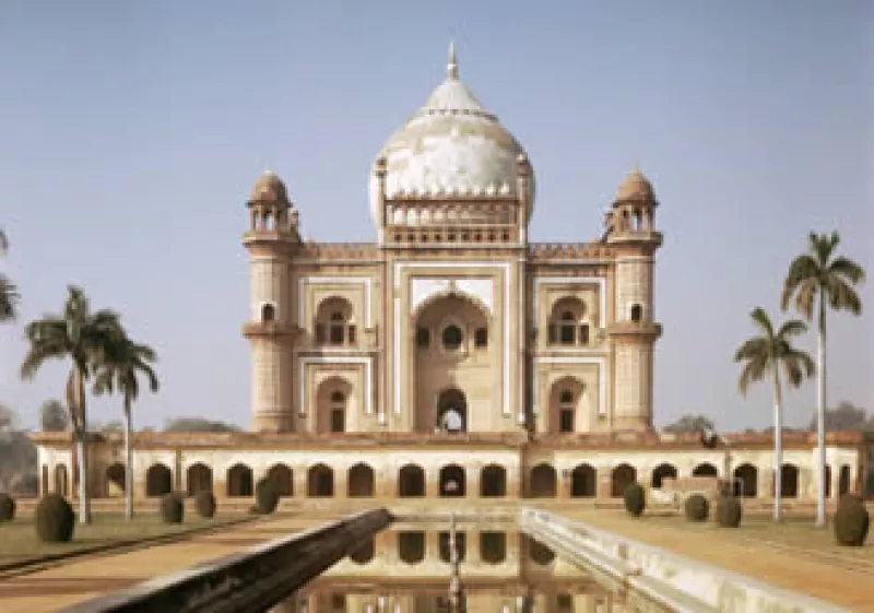 Los rivales globales de Cemex, la suiza Holcim y la francesa Lafarge, tienen una fuerte presencia en el mercado indio. (Foto: Jupiter Images)